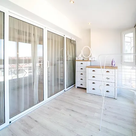 Julia Central 公寓