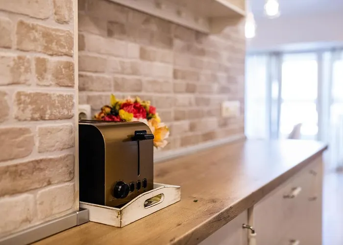 Julia Central Apartment *