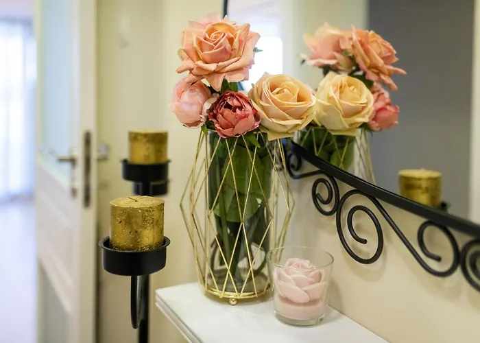 Julia Central 公寓 *