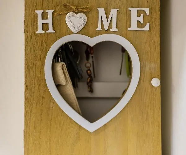 Julia Central 公寓 *