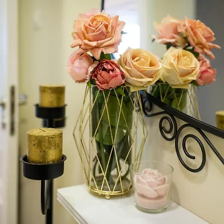 Julia Central Apartamento *