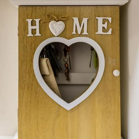 Julia Central Apartamento *